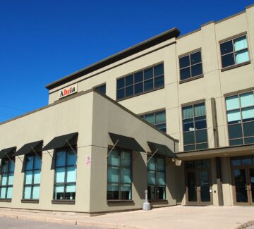 234 North Centre commercial rentals with Summit Properties