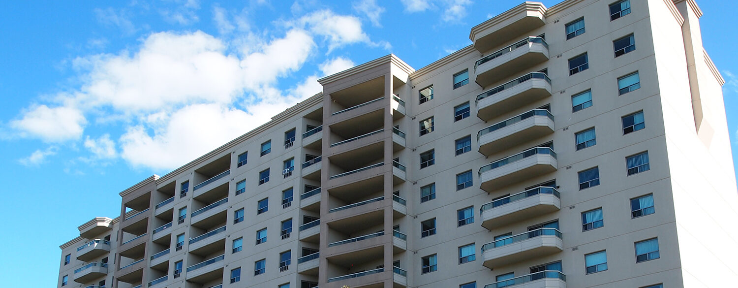 P1014522 Summit Properties